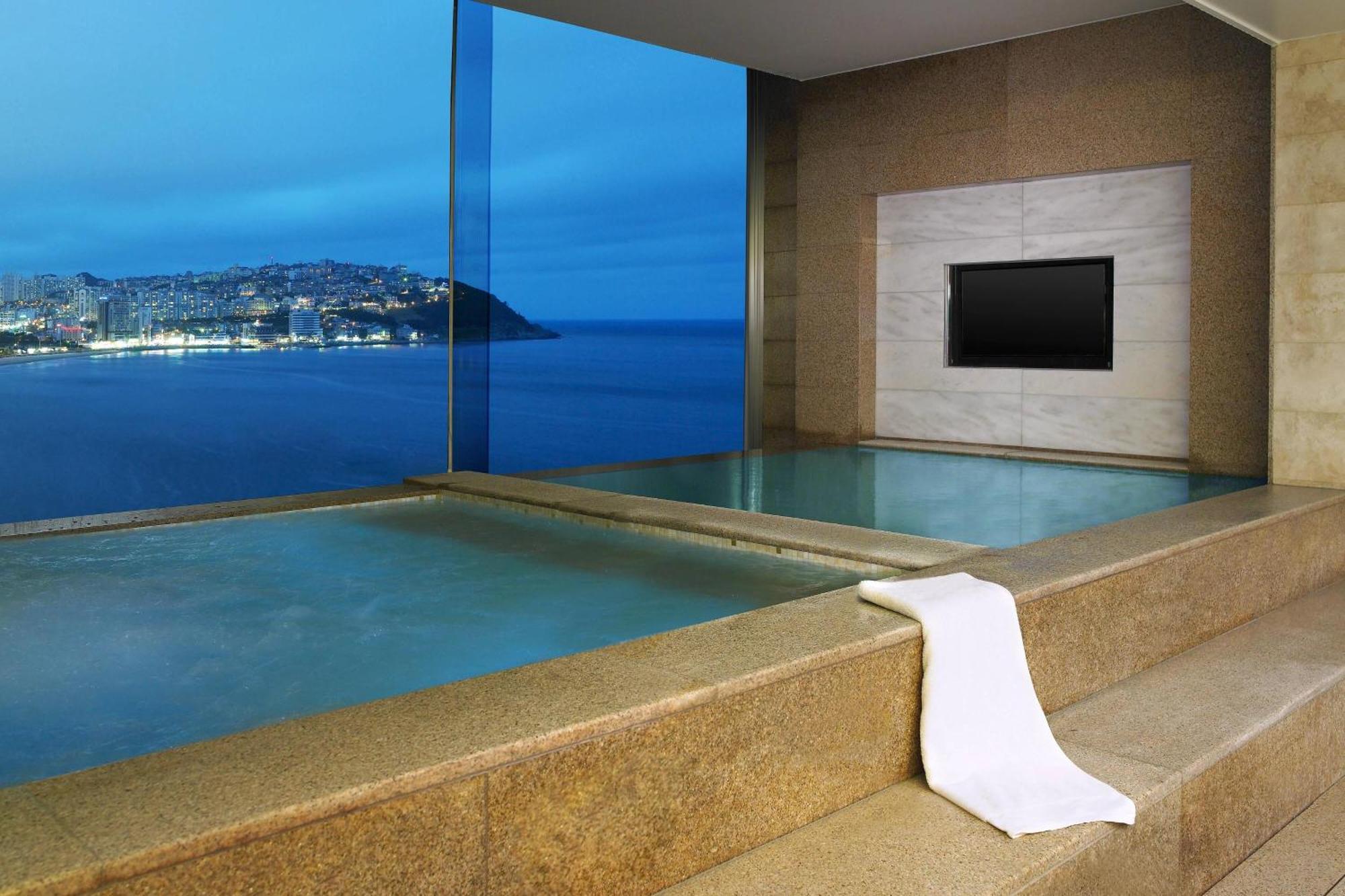The Westin Josun Пусан Экстерьер фото